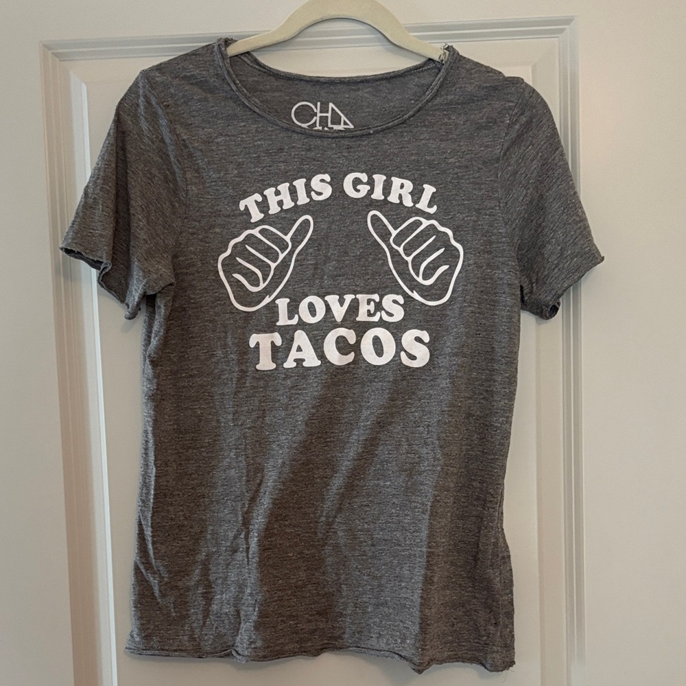 Chaser Gray 'This Girl Loves Tacos' Tee